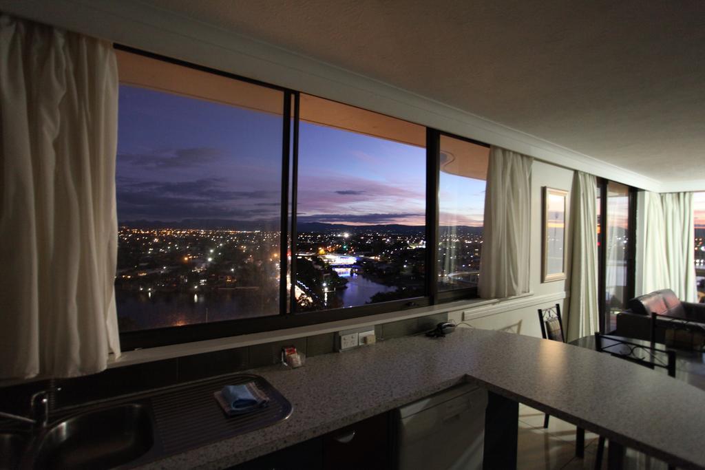 Anacapri Holiday Resort Apartments Surfers Paradise Eksteriør bilde